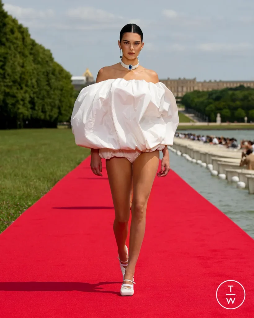 Jacquemus Fall/Winter 2023-2024 
Fonte: tag-walk.com
