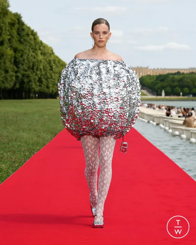 Jacquemus Fall/Winter 2023-2024 
Fonte: tag-walk.com
