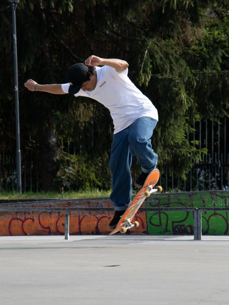 lampu skate plaza gallery