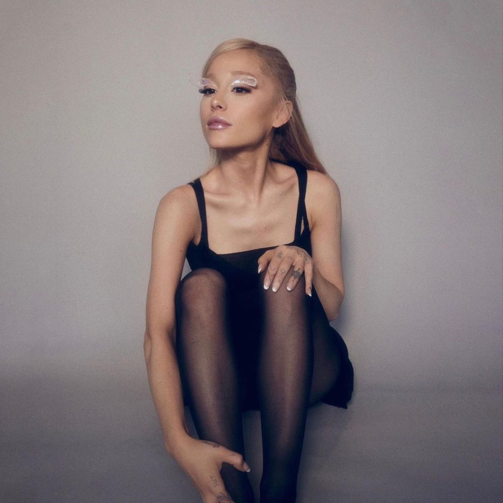instagram: @arianagrande