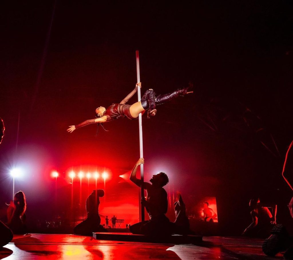 performance Elodie