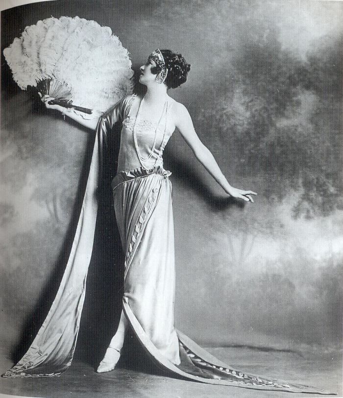 Madeleine Vionnet-brand dormiente