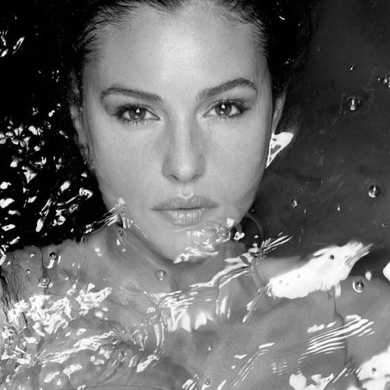 MONICA BELLUCCI PH: Gian Paolo Barbieri 