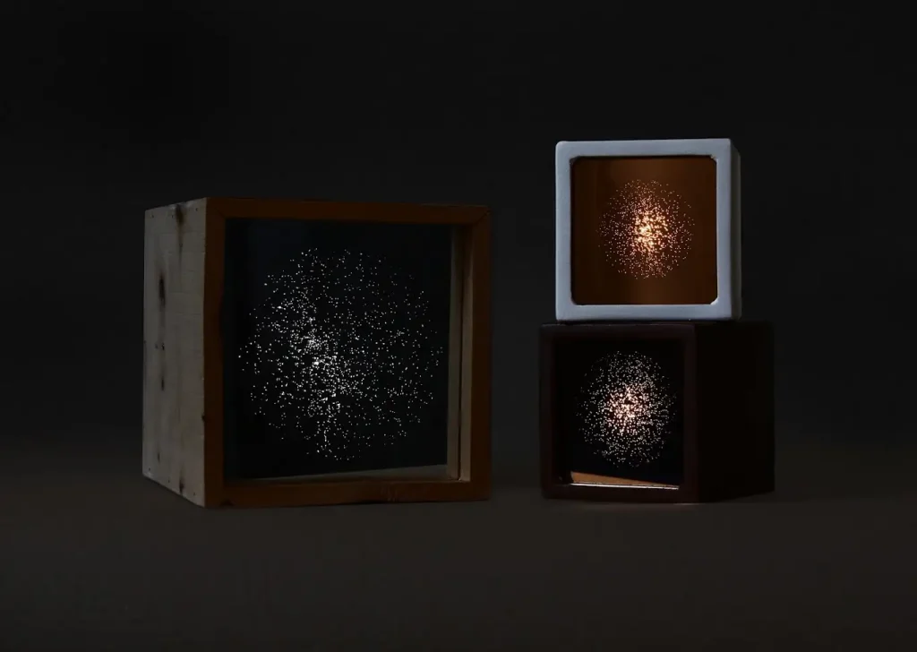 Installazione mostra "trovarsi tra le stelle"