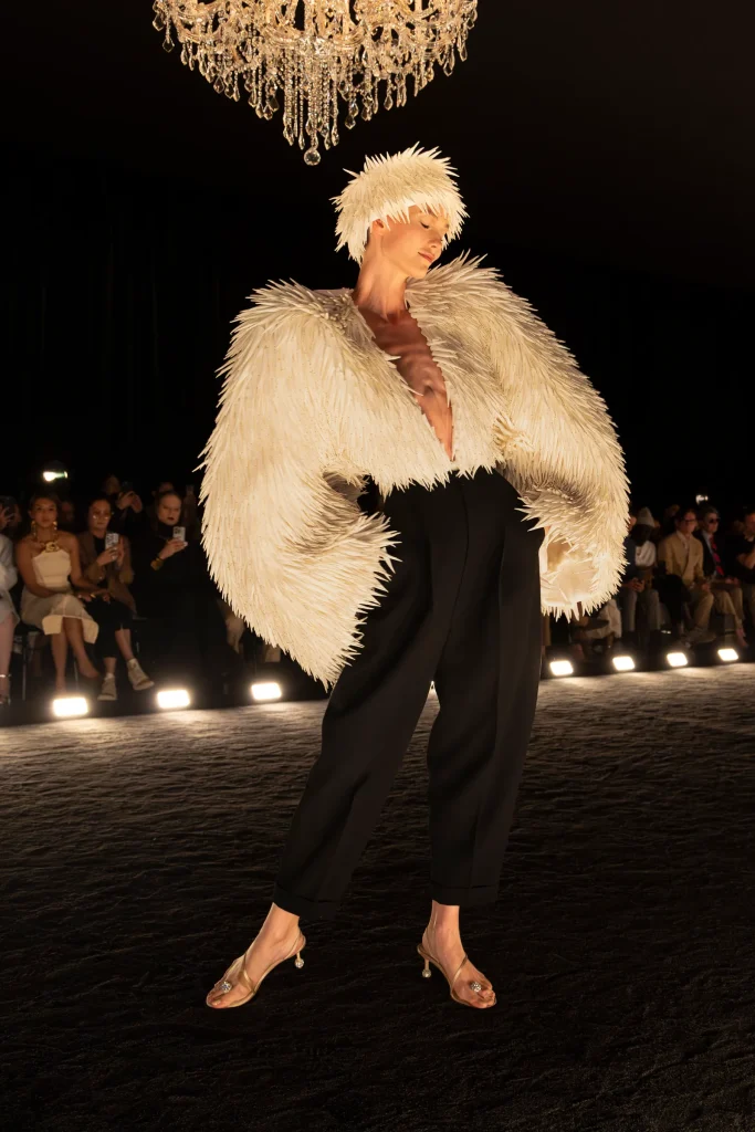 Haute Couture 24/25 Schiaparelli 
