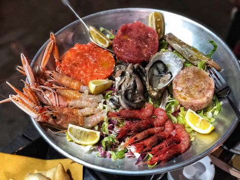 Come si comporta la GenZ a tavola?