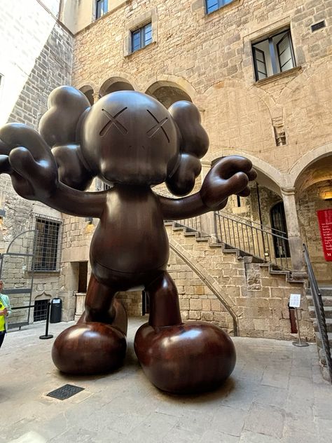 Adl Travel Guide: Barcellona Edition