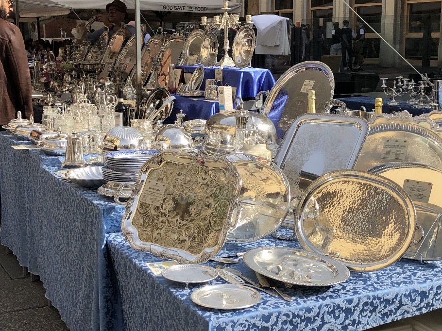 Mercatino Antiquario di Brera, Milano-Mercatino delle pulci