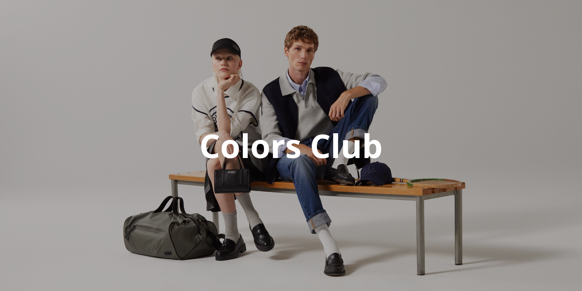 United Colors Of Benetton BE161 - Set Di 2 Ciotole In Porcellana New Bone China Con Logo Arcobaleno, 650 Ml, Multicolore