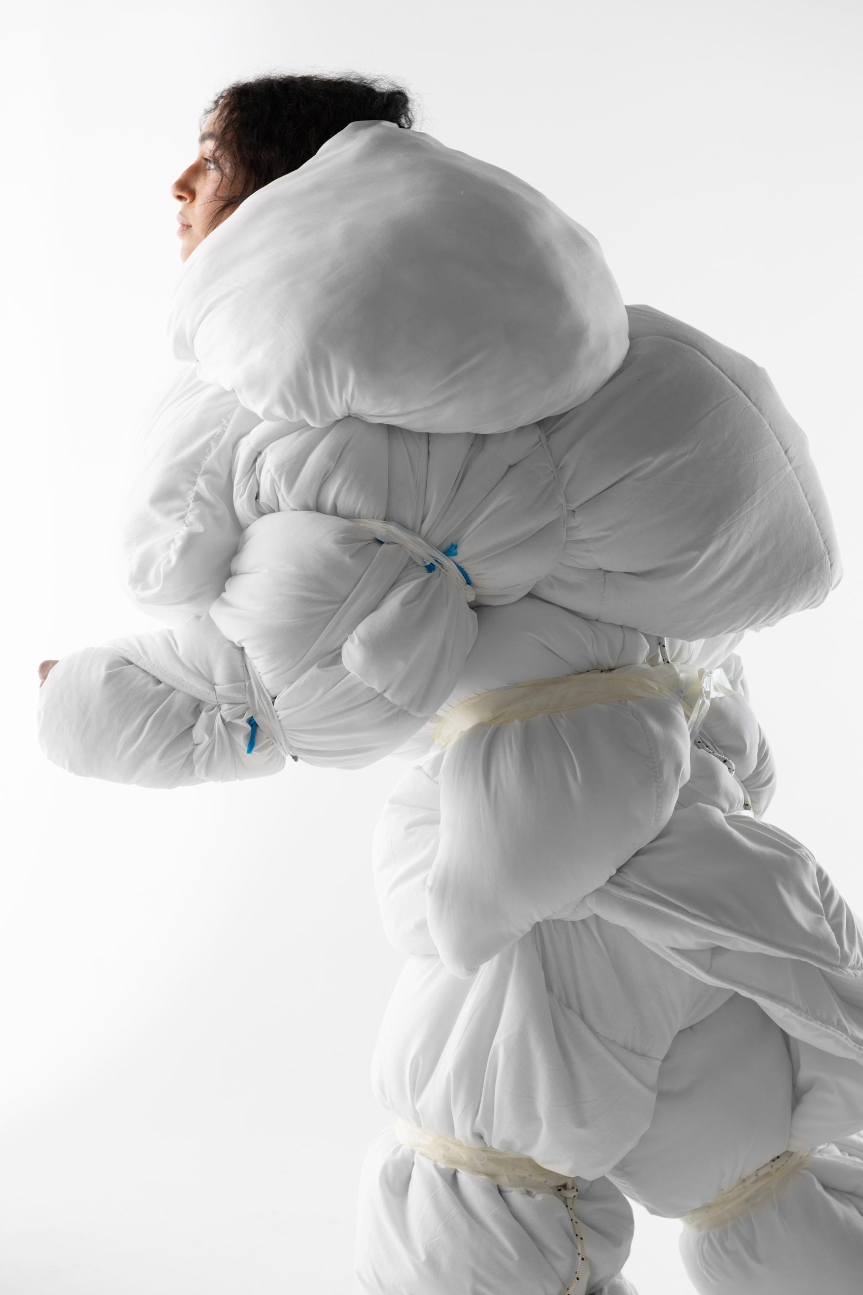 foto shooting, racconto visivo sulla fragilità che abita il cambiamento