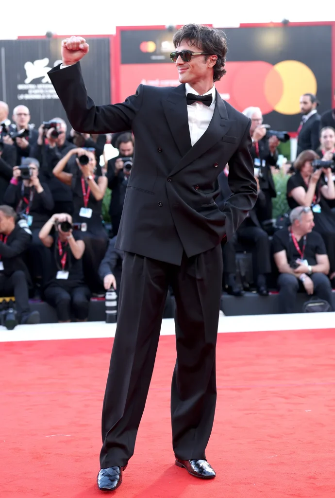 Jacob Elordi in Bottega Veneta by Louise Trotter a Venezia