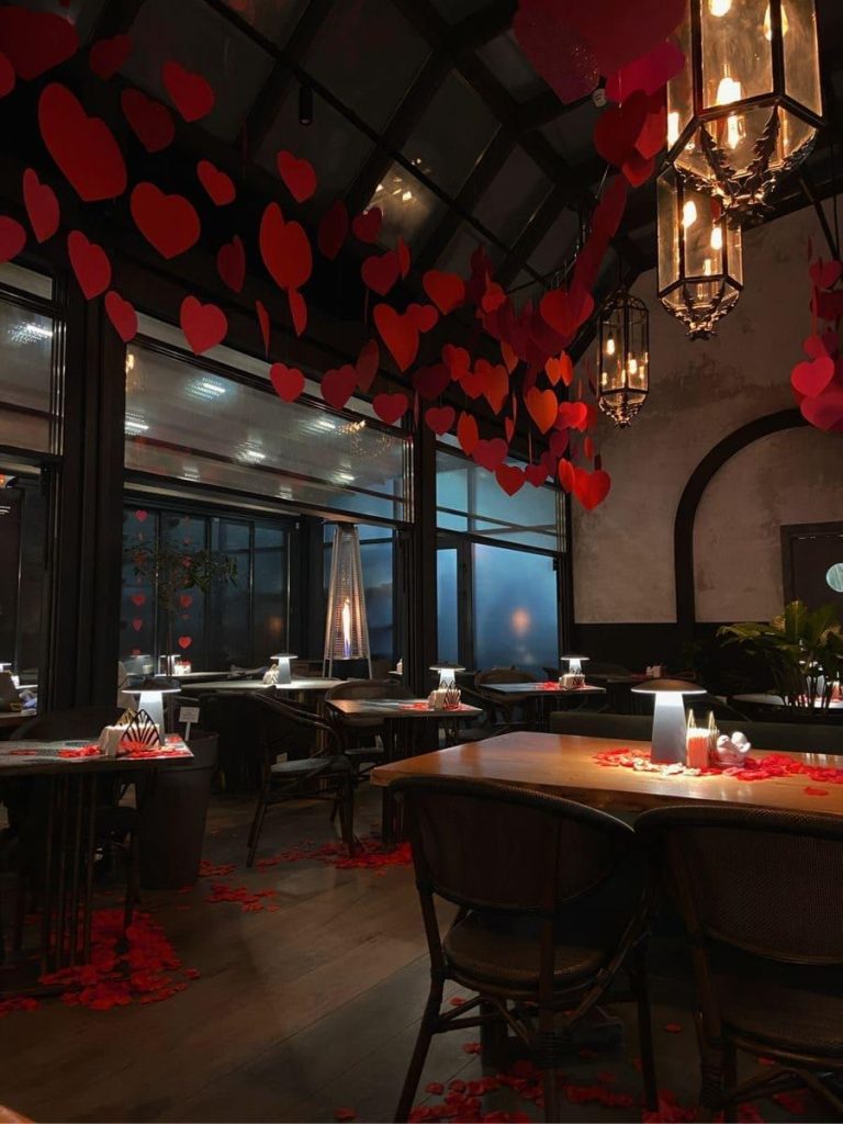 Un’atmosfera romantica per ogni tavolo.