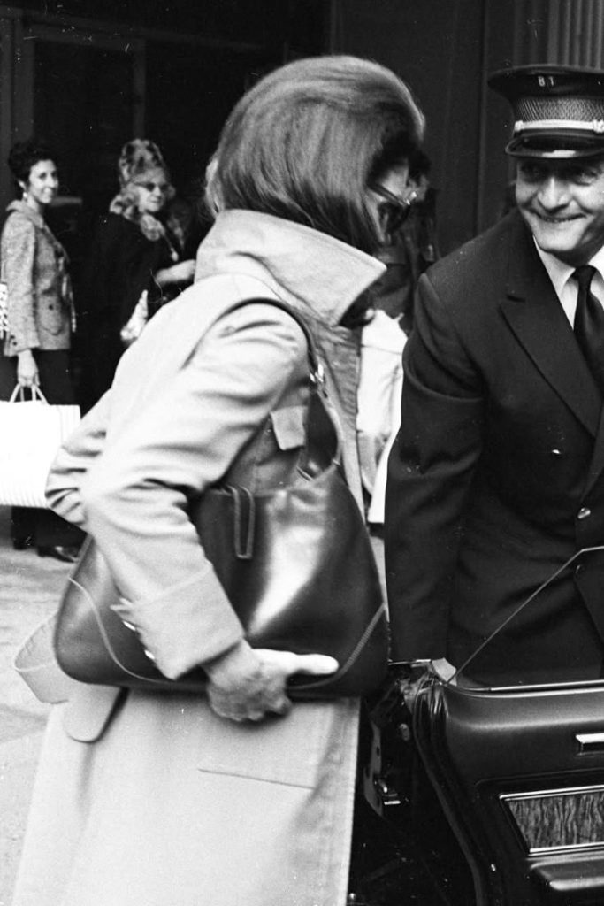 Jacqueline Kennedy con la Gucci Jackie 1961