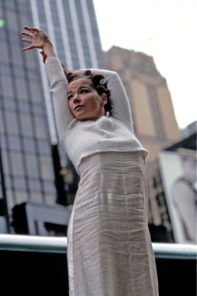 Frame due video Big Time Sensuality