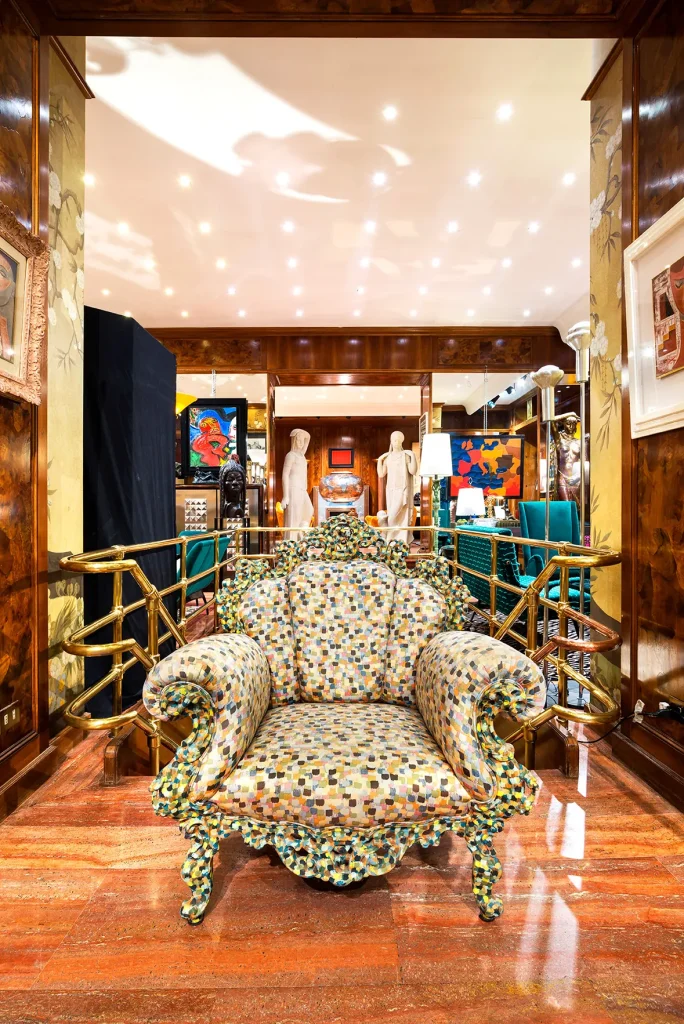 Poltrona della Galleria Robertaebasta