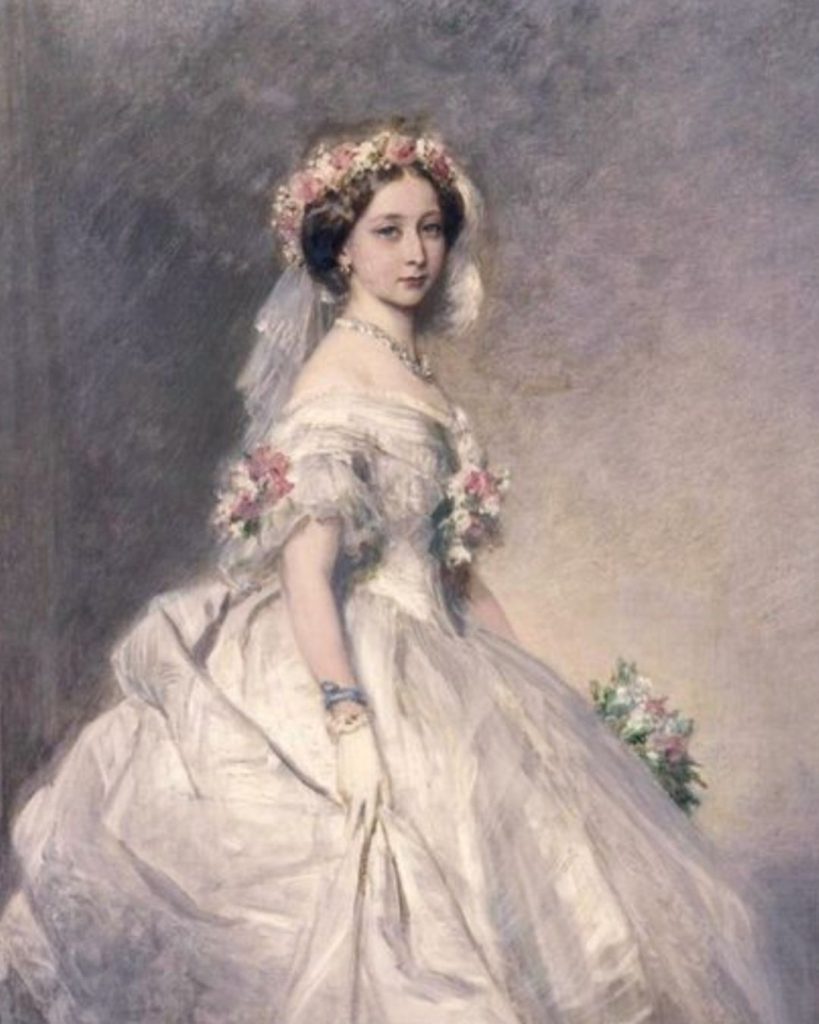 REGINA VITTORIA ABITO BIANCO