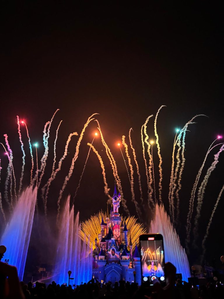 Disneyland Paris show