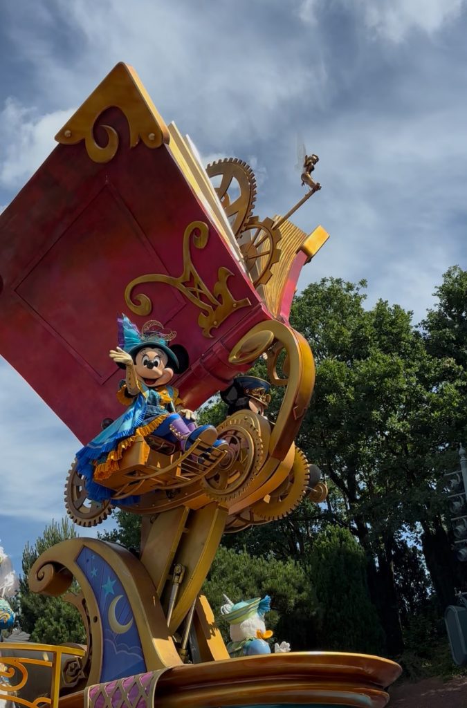 Disneyland Paris parade