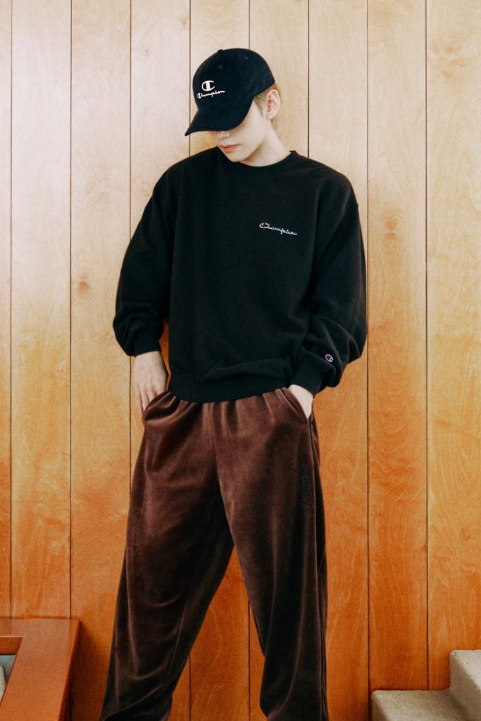 V look 2