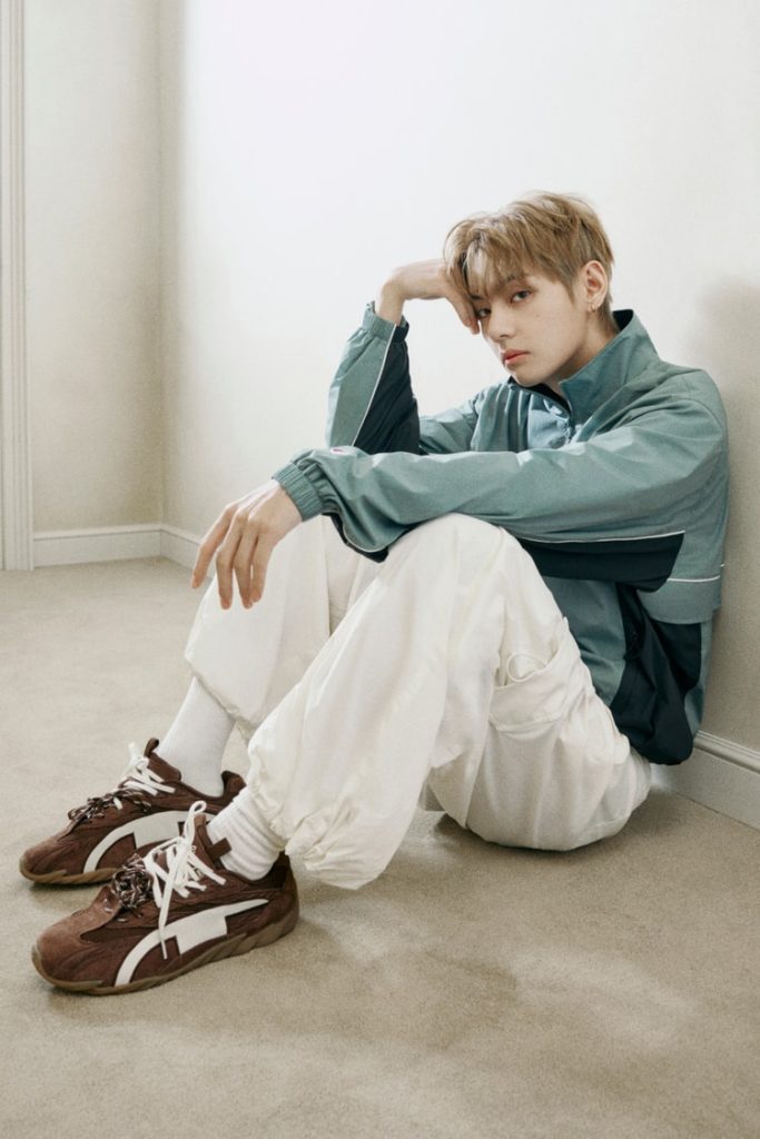 V look 6