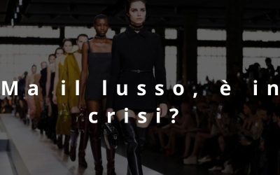 Crisi del lusso 2026: LVMH e Kering vendono, Prada compra