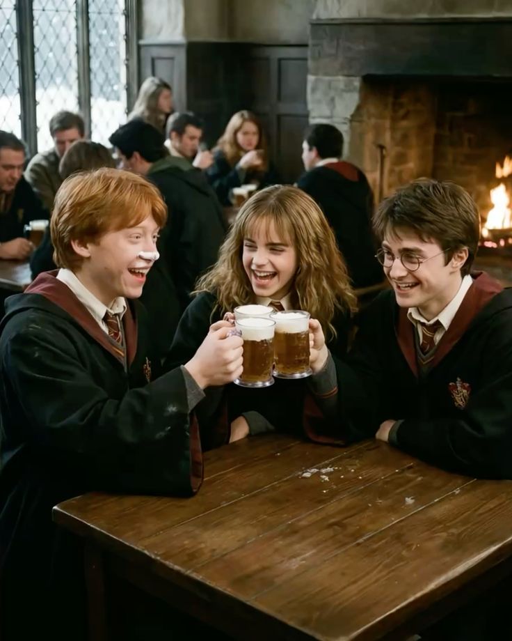 Harry Hermione  e Ron film 2000