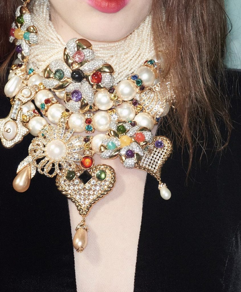VALENTINO PFW26 SS27 ANTIBIBLIOTECA DETAILS