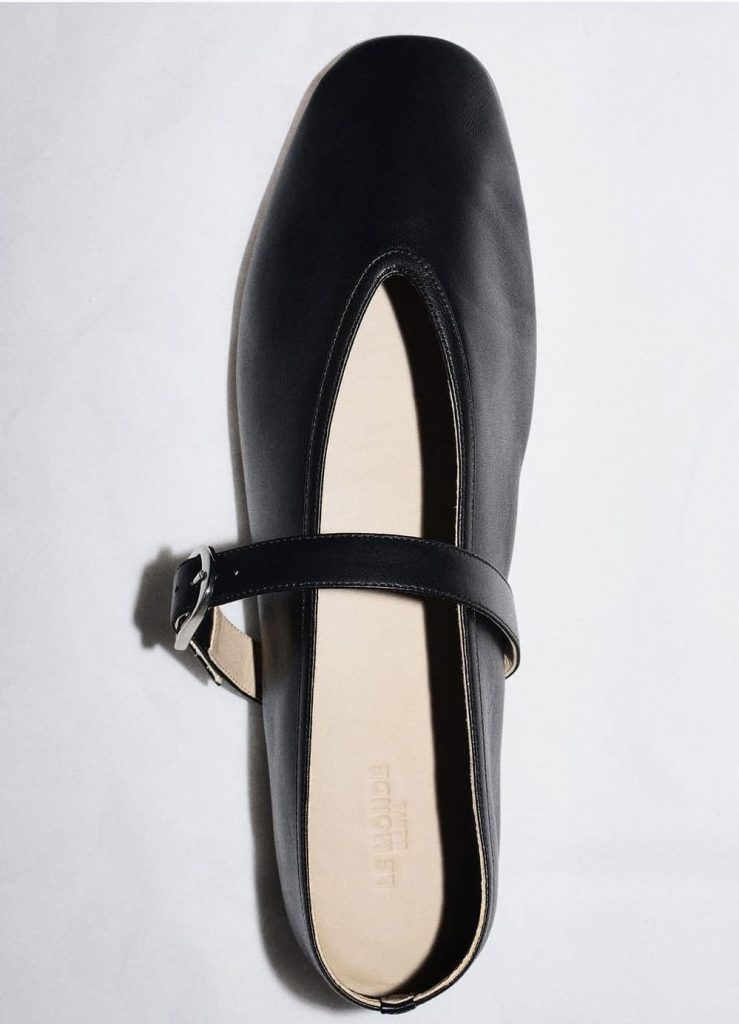 Le Monde Béry Fall Winter 2026 2027 ballet flats runway